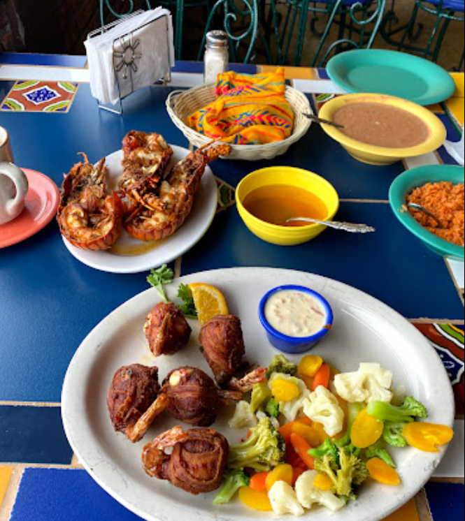 mesa camarones langosta